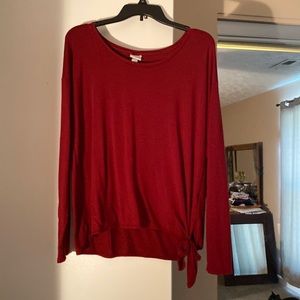 Cute long sleeve lightweight top with side tie